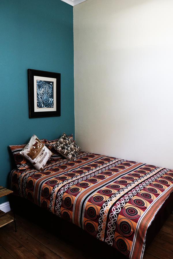 Urban Hive Backpackers Hostel Cape Town Exterior photo
