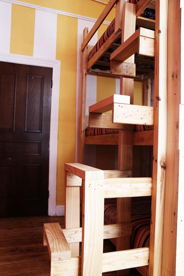 Urban Hive Backpackers Hostel Cape Town Exterior photo